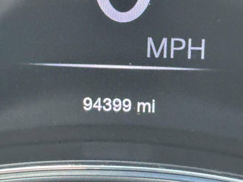 Used 2019 Jeep Grand Cherokee Laredo image 14