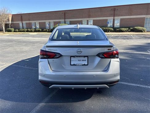 Used 2023 Nissan Versa SR w/ Trunk Package image 16