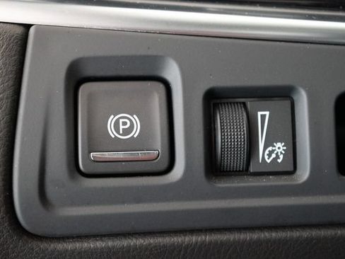 Used 2023 Cadillac XT6 Sport w/ LPO, Floor Liner Package AWD/4WD image 37