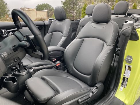 Certified 2024 MINI Cooper S image 7