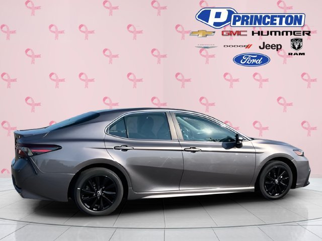 Used 2024 Toyota Camry SE FWD image 8