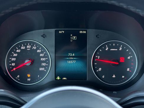 Used 2024 Mercedes-Benz Sprinter 2500 image 18