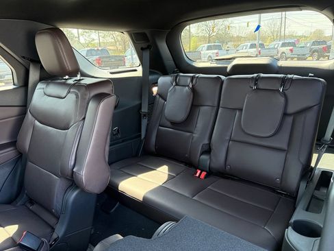 New 2026 Ford Explorer Platinum RWD image 19