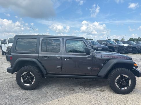 Used 2020 Jeep Wrangler Unlimited Rubicon w/ Cold Weather Group AWD/4WD image 5