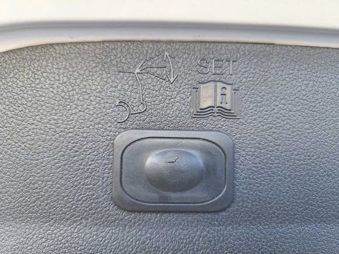 Used 2014 Ford Escape Titanium image 14