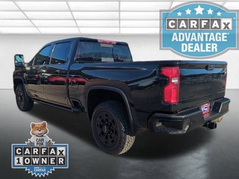 Used 2024 Chevrolet Silverado 2500 High Country w/ High Country Premium Package image 2