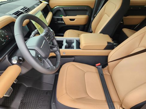 New 2026 Land Rover Defender 110 X AWD/4WD image 13