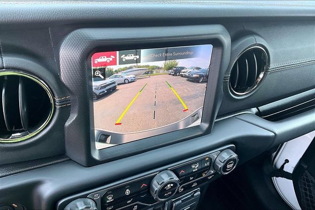 Used 2021 Jeep Gladiator Overland AWD/4WD image 19