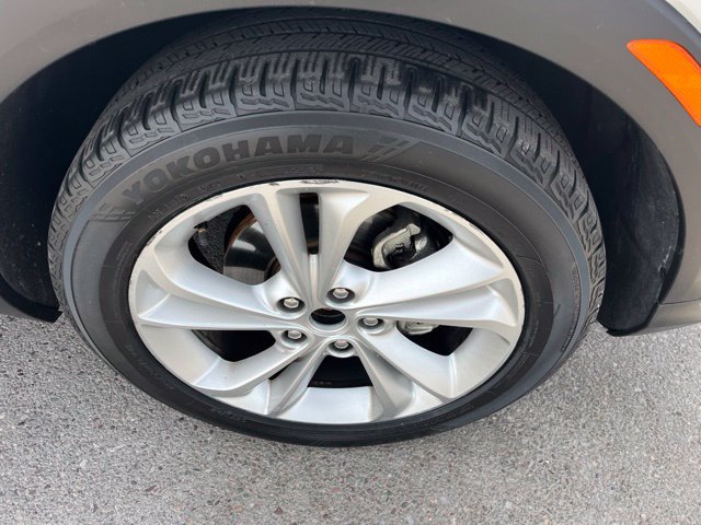 Used 2020 Buick Encore GX Preferred w/ Cold Weather Comfort Package FWD image 17
