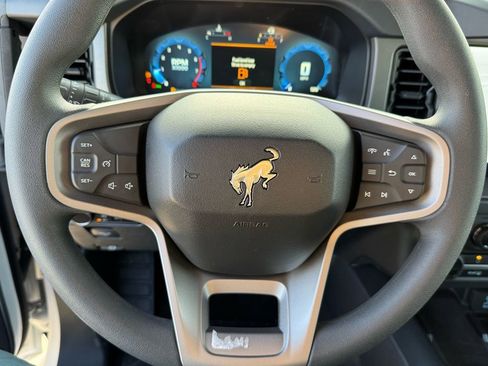New 2025 Ford Bronco 4-Door AWD/4WD image 14