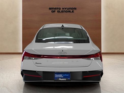 Certified 2025 Hyundai Elantra SEL image 5