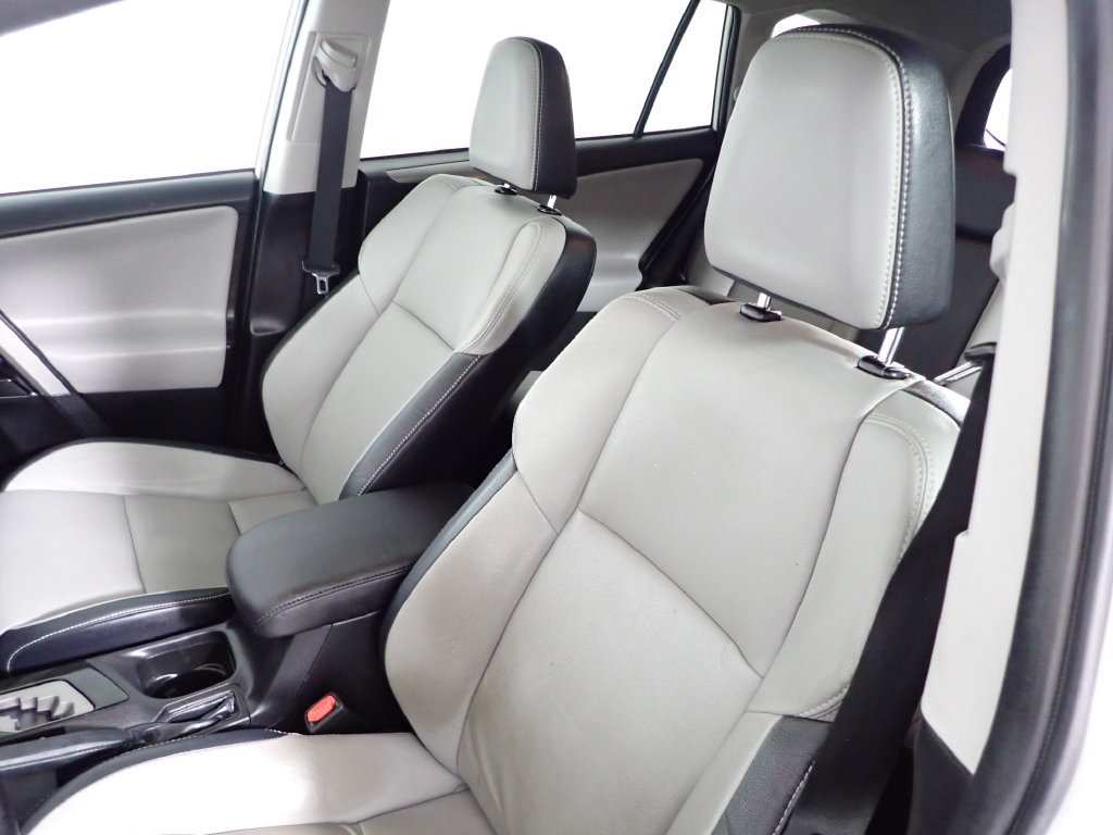 Used 2016 Toyota RAV4 Limited w/ Advanced Technology Package AWD/4WD image 23