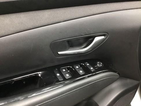 Used 2024 Hyundai Tucson Limited image 7