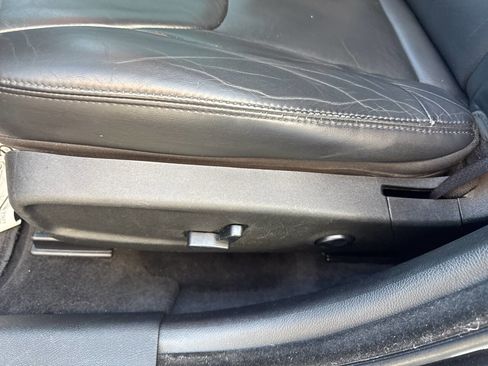 Used 2014 Chrysler 300 AWD image 14