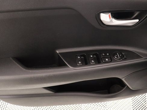 Used 2023 Kia Rio LX image 14