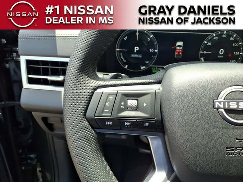 New 2026 Nissan Rogue SL AWD/4WD image 13