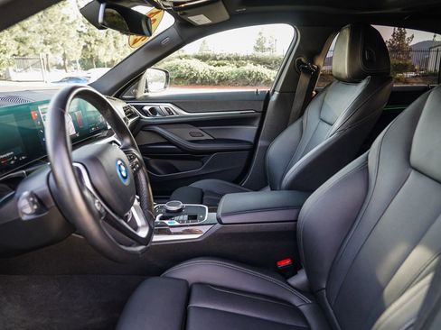 Used 2023 BMW i4 eDrive40 image 22