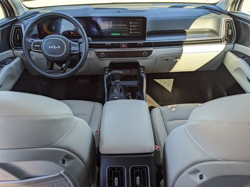 Certified 2025 Kia Sorento S w/ Panoramic Sunroof Package image 14