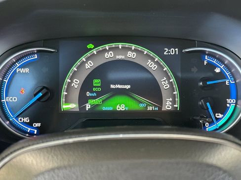 Certified 2025 Toyota RAV4 SE w/ Weather & Moonroof Package image 30