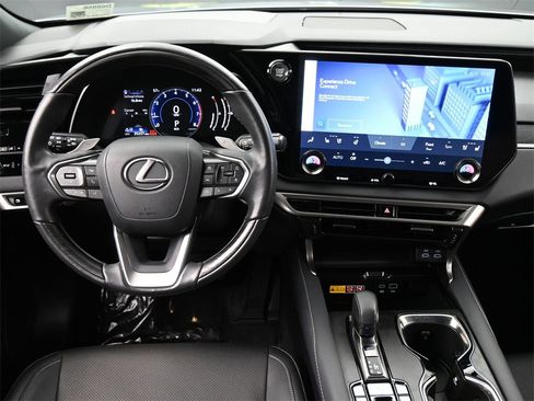 Used 2023 Lexus RX 350 Premium image 6