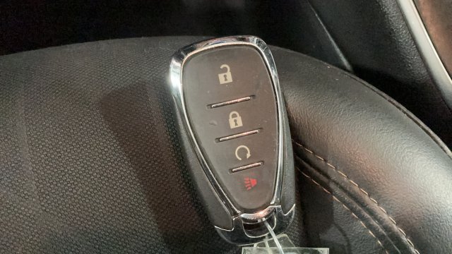 Used 2018 Chevrolet Trax LT w/ LT Convenience Package FWD image 29