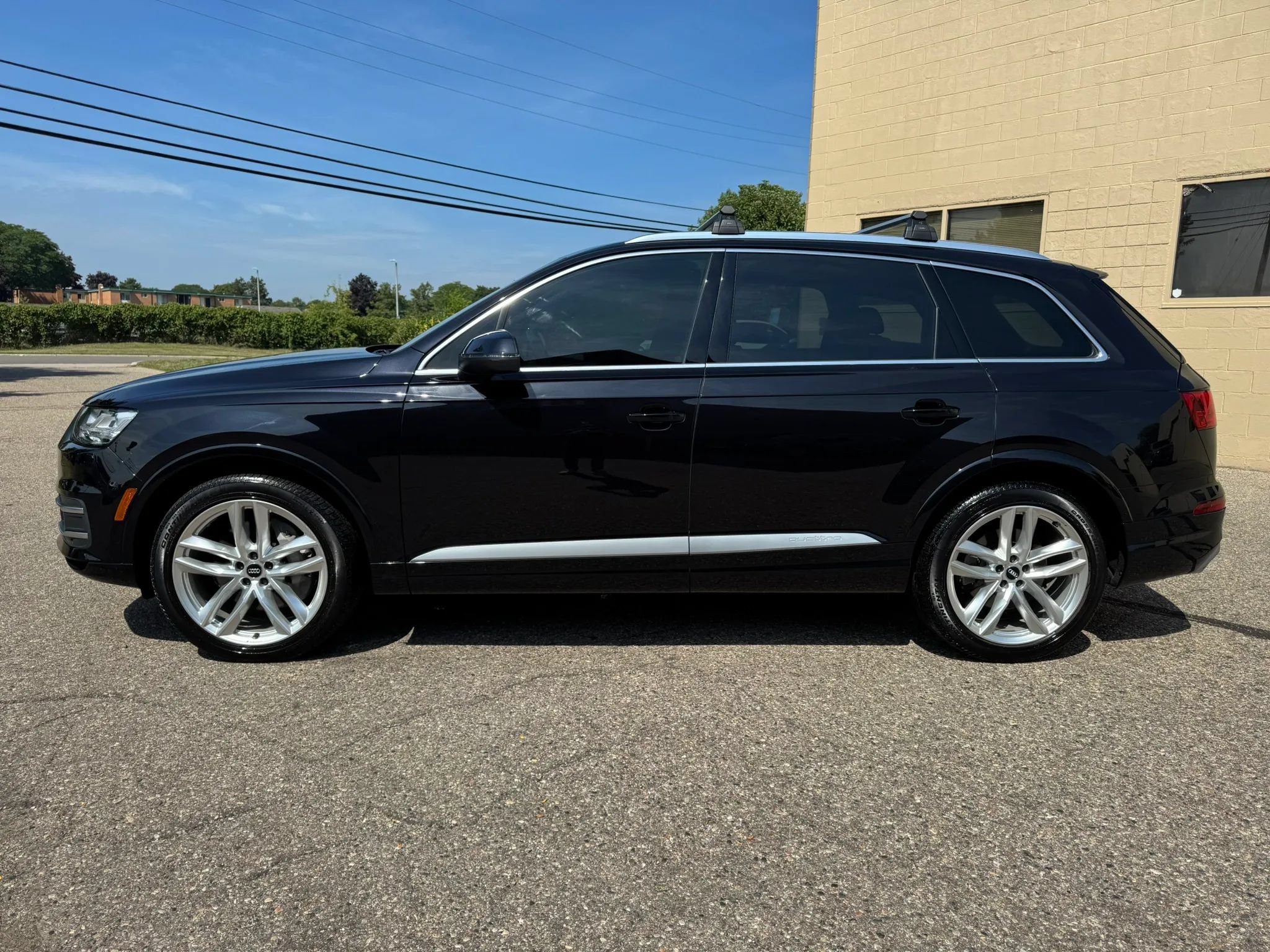 Used 2018 Audi Q7 3.0T Prestige AWD/4WD image 5