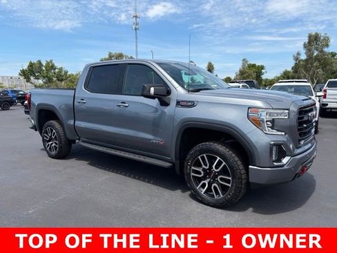 Used 2022 GMC Sierra 1500 AT4 w/ AT4 Premium Package AWD/4WD image 1