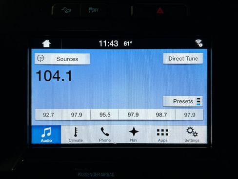 Used 2016 Ford F150 Lariat w/ Equipment Group 502A Luxury image 14