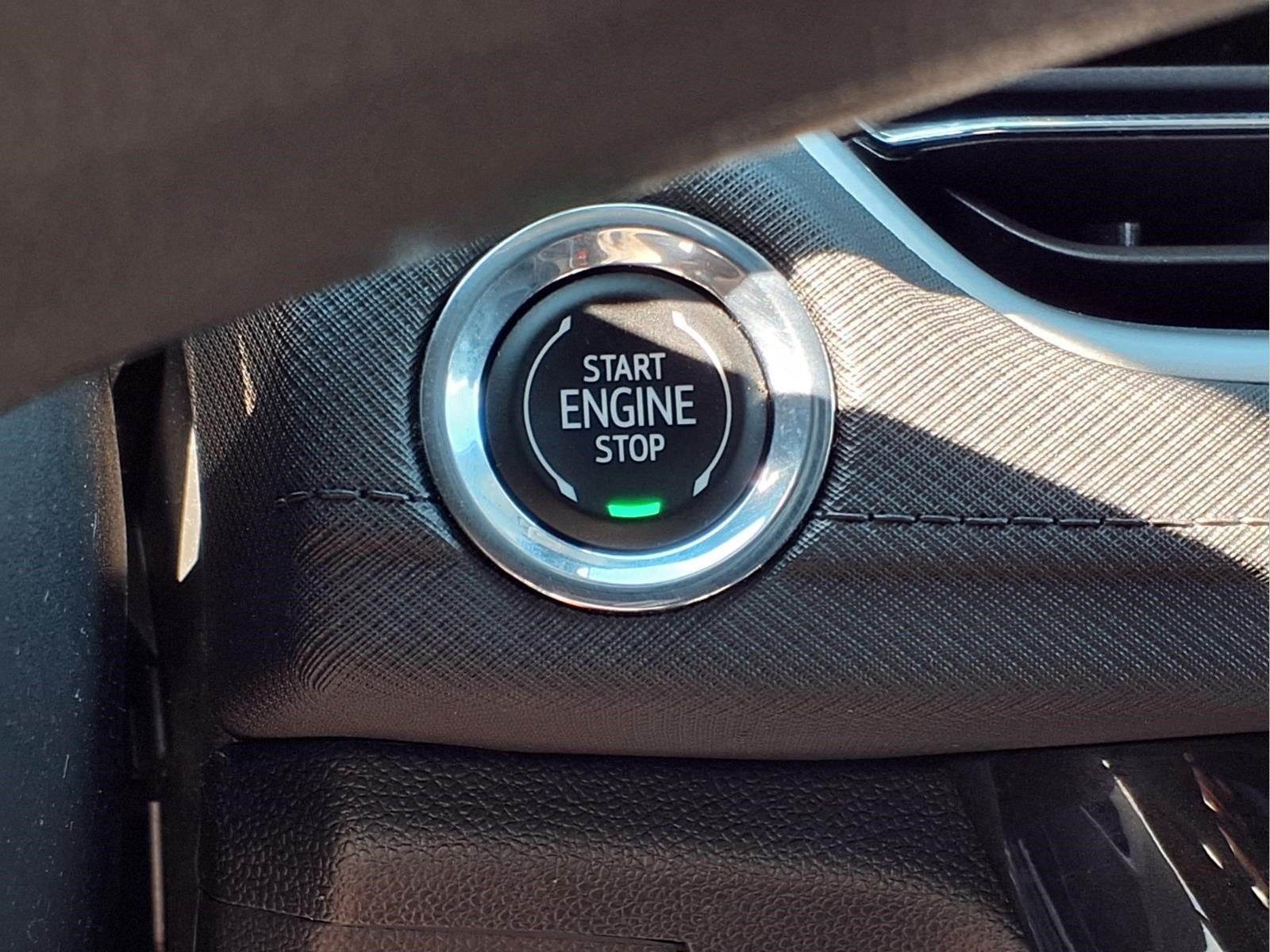 Used 2025 Chevrolet TrailBlazer LT AWD/4WD image 15