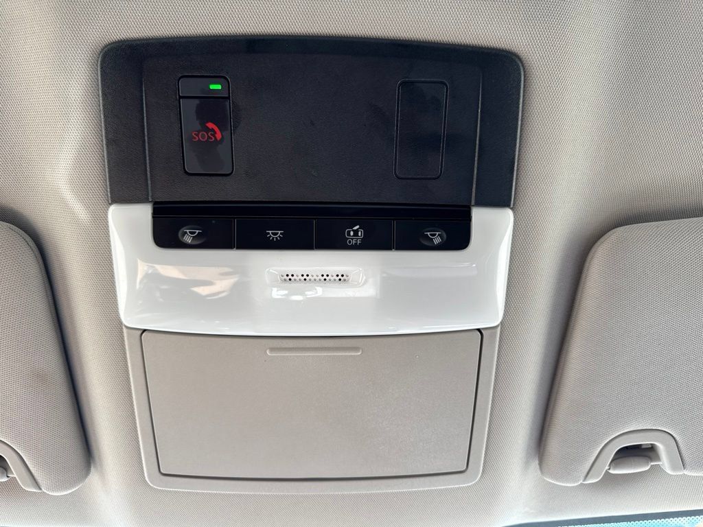 Used 2025 Nissan Altima 2.5 SV FWD image 18