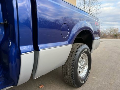 Used 2003 Ford F250 Lariat image 23