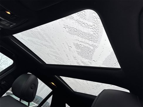 Used 2018 Mercedes-Benz GLE 350 image 32