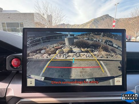 Certified 2025 Toyota Tacoma TRD Off-Road image 16