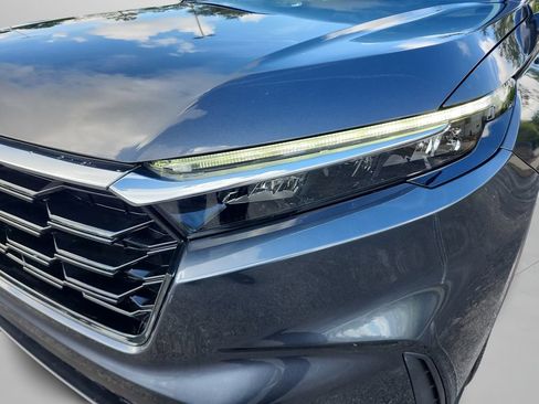 Used 2024 Honda CR-V EX image 14