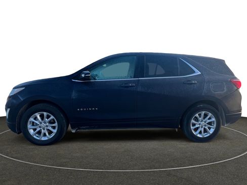 Used 2019 Chevrolet Equinox LT image 2