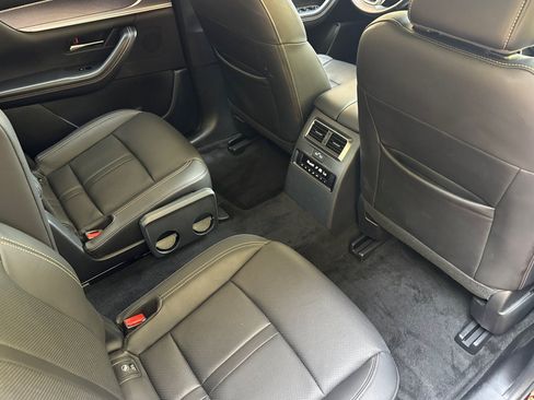 Used 2024 MAZDA CX-90 3.3 Turbo w/ Premium Package AWD/4WD image 33