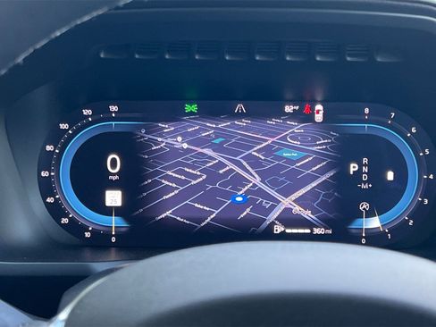 Certified 2025 Volvo XC90 B6 Ultra w/ Lounge Package image 25