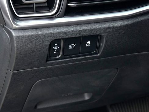 Certified 2025 Kia Sorento EX w/ EX Panoramic Sunroof Package image 34