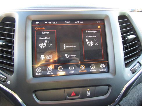 Used 2022 Jeep Cherokee Latitude Lux image 14