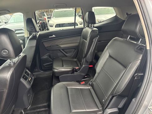 Used 2023 Volkswagen Atlas SE AWD/4WD image 34