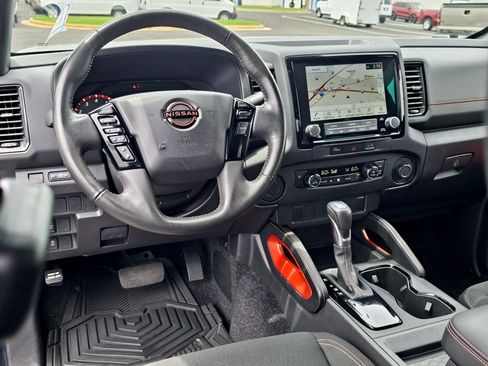 Used 2024 Nissan Frontier Pro-X RWD image 34