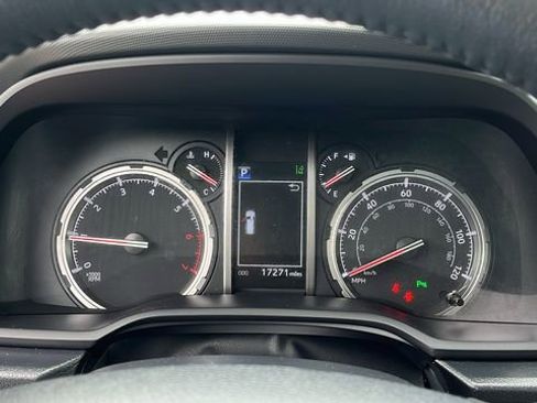 Certified 2023 Toyota 4Runner Limited AWD/4WD image 14