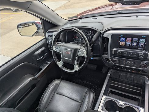 Used 2018 GMC Sierra 1500 SLT AWD/4WD image 25