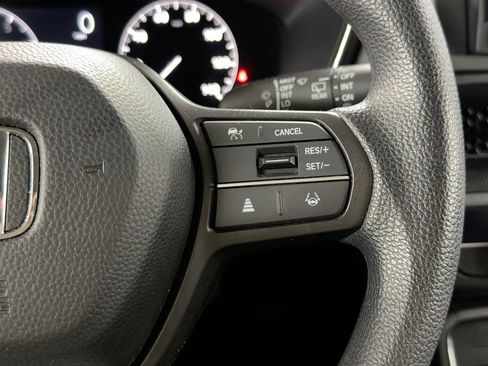 Used 2025 Honda CR-V LX image 21