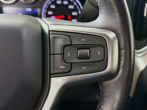 Used 2021 Chevrolet Silverado 1500 LT AWD/4WD image 15
