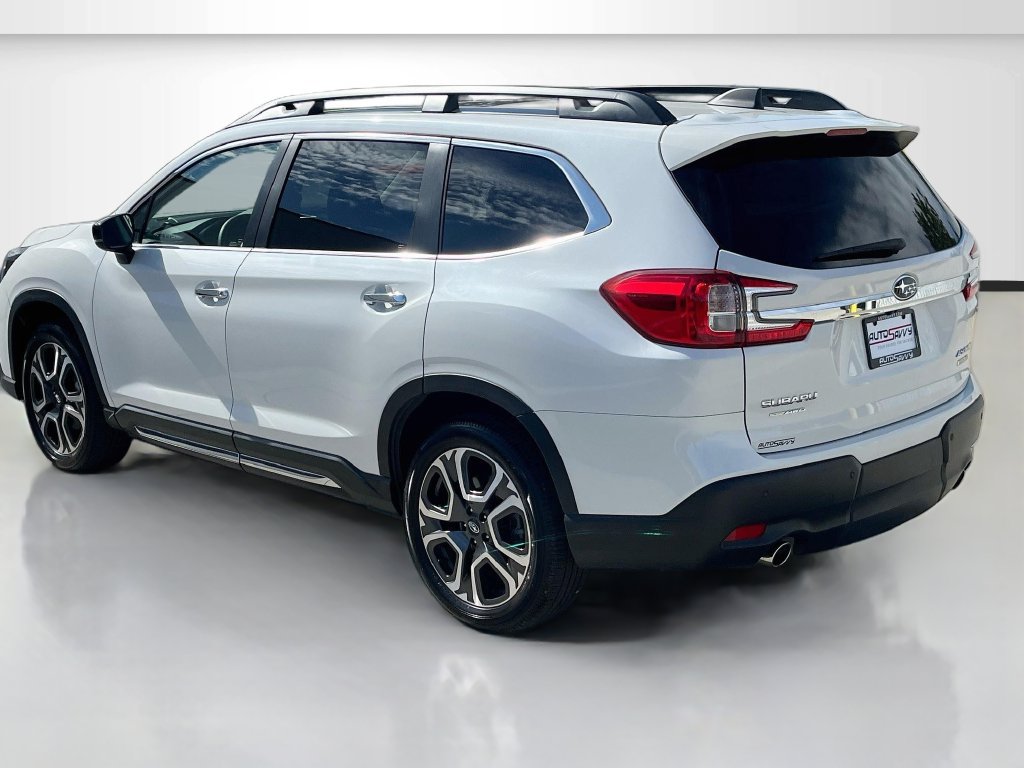 Used 2026 Subaru Ascent Touring AWD/4WD image 5