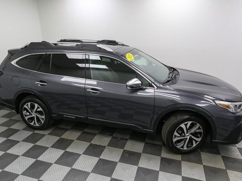 Used 2021 Subaru Outback Touring image 5