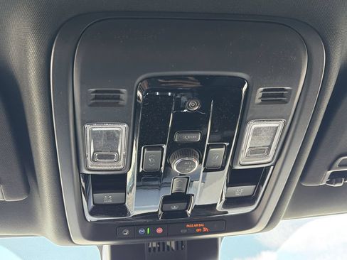 New 2026 GMC Yukon XL Denali w/ Sun & Power Step Package RWD image 12