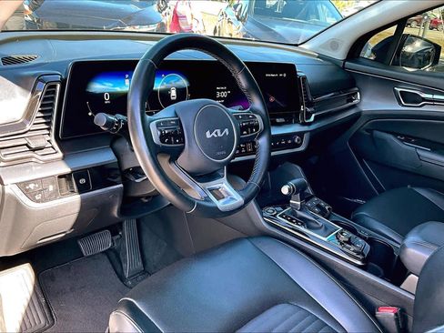 Used 2023 Kia Sportage SX image 18