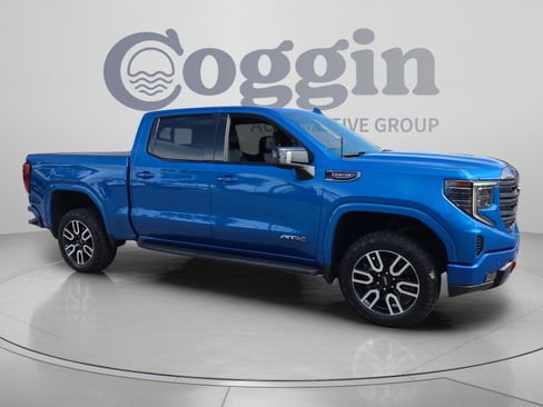 Certified 2024 GMC Sierra 1500 AT4 w/ Technology Package AWD/4WD image 7